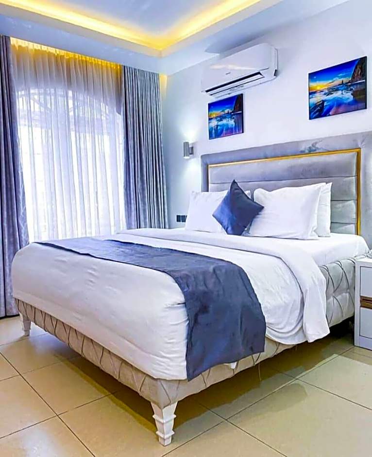The Grosvenor Suites