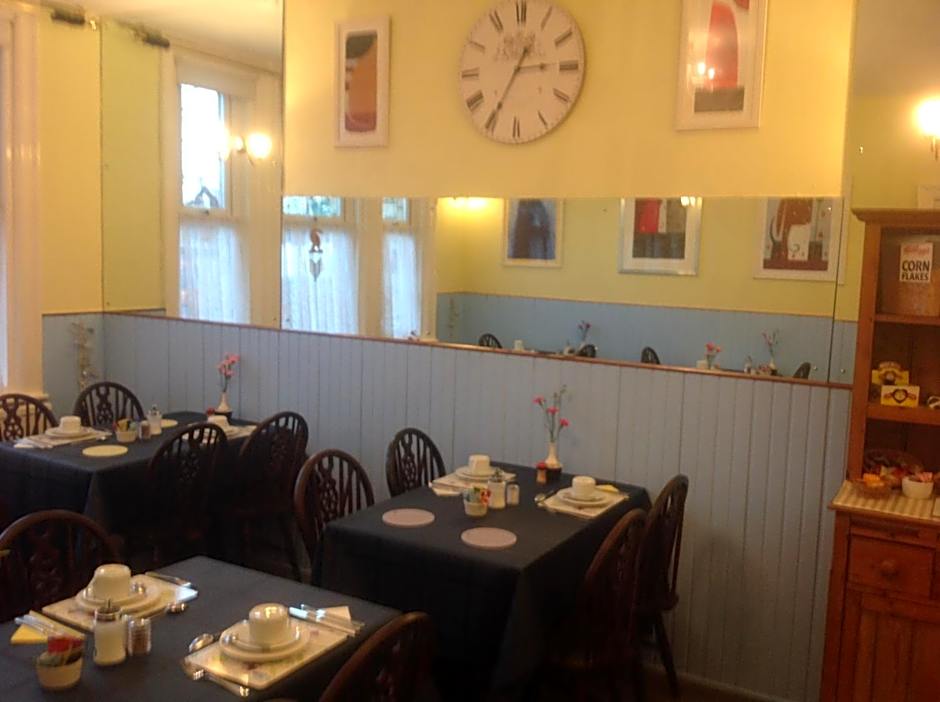 Cleasewood Guest House