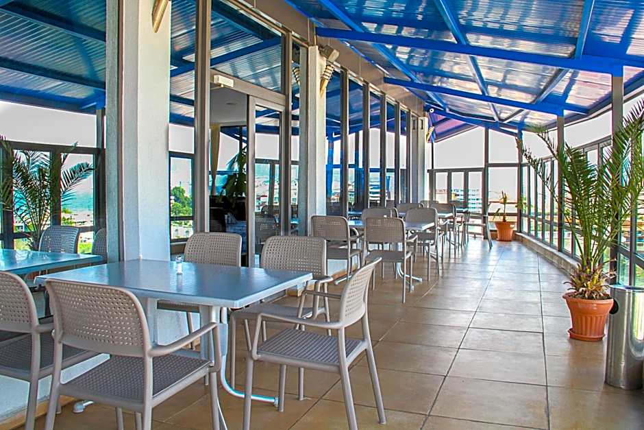 Smartline Meridian Hotel