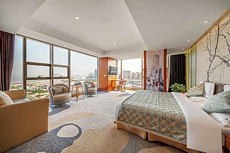 Deluxe Executive Room