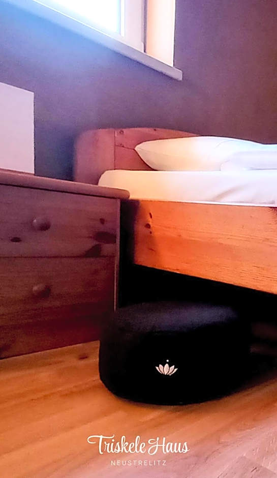 Triskele Haus - Ökologisches Gästehaus der Heilstätte Strelitz