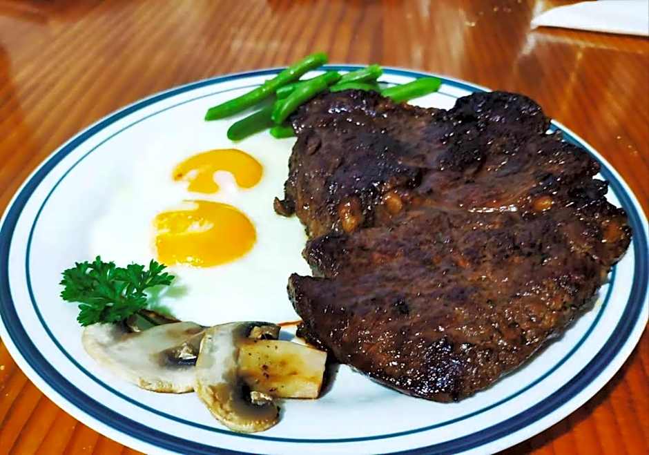 Junction Motel Sanson-Truck Motel