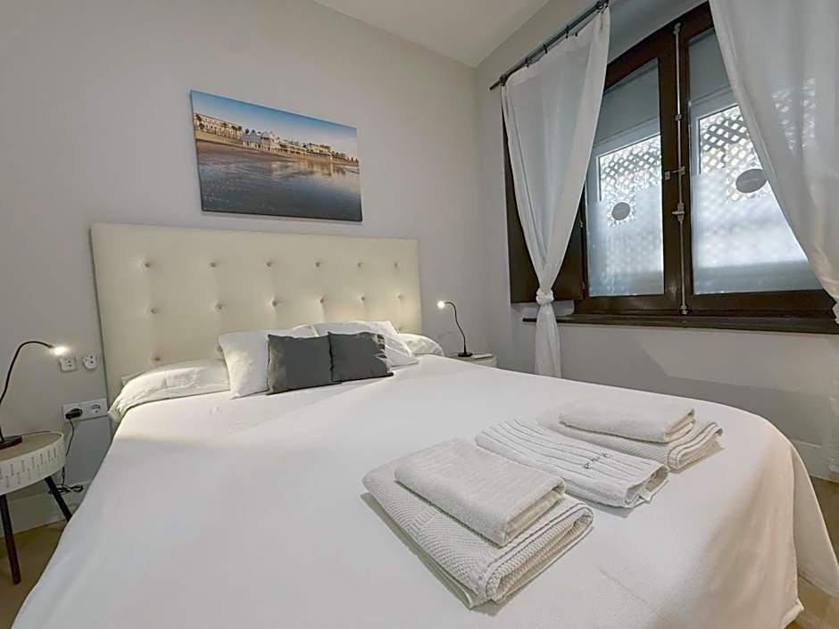 Apodaca Rooms