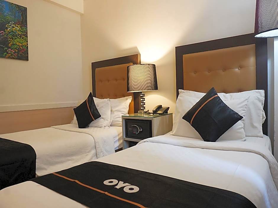 Hotel O Townhouse Oak Grand Orienchi