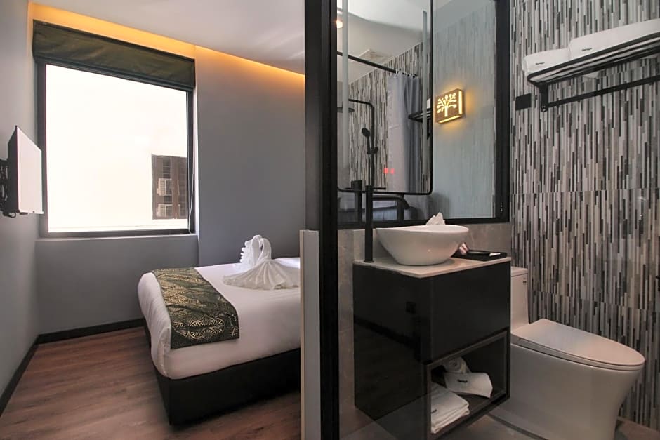 The Seraya Hotel