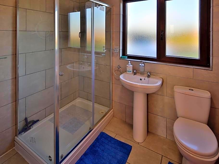 Lakeside Fishing Lodges