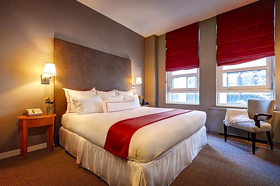 Hotel Giraffe