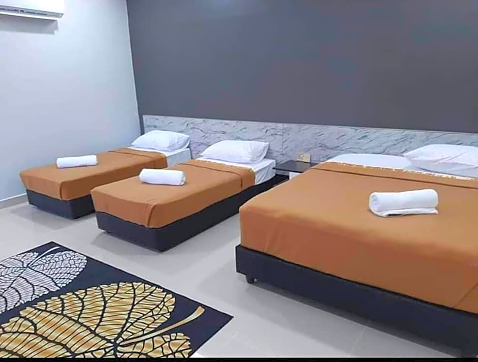 DLAYARAN HOTEL & CAFE