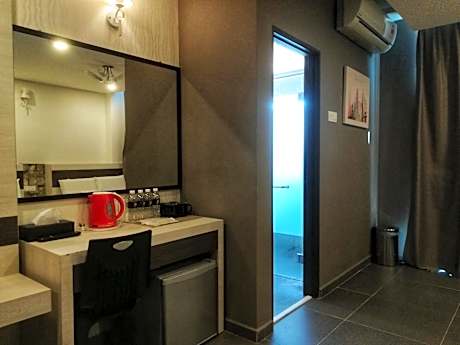 Classic Quadruple Room