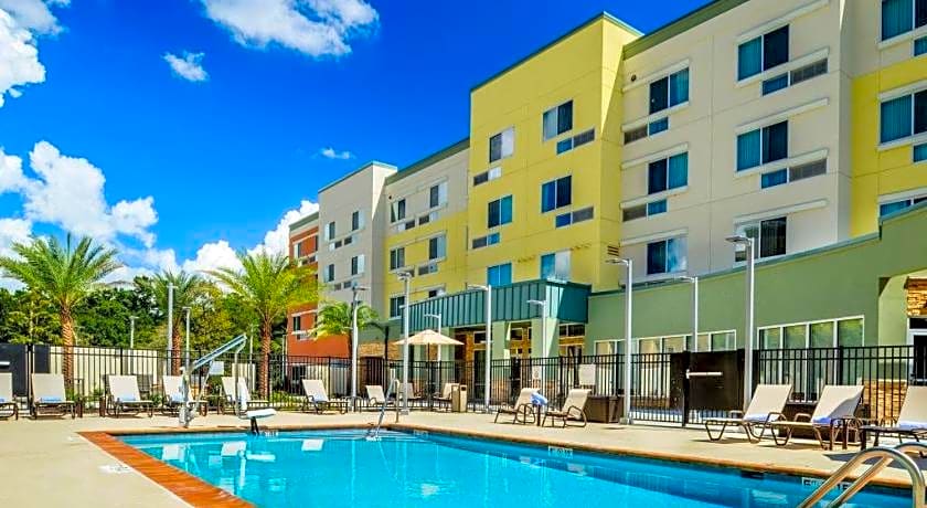 Courtyard by Marriott Lake Charles