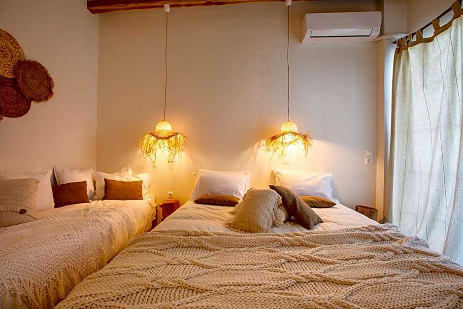 Arcadia Luxury Rooms Seaside Cuisine