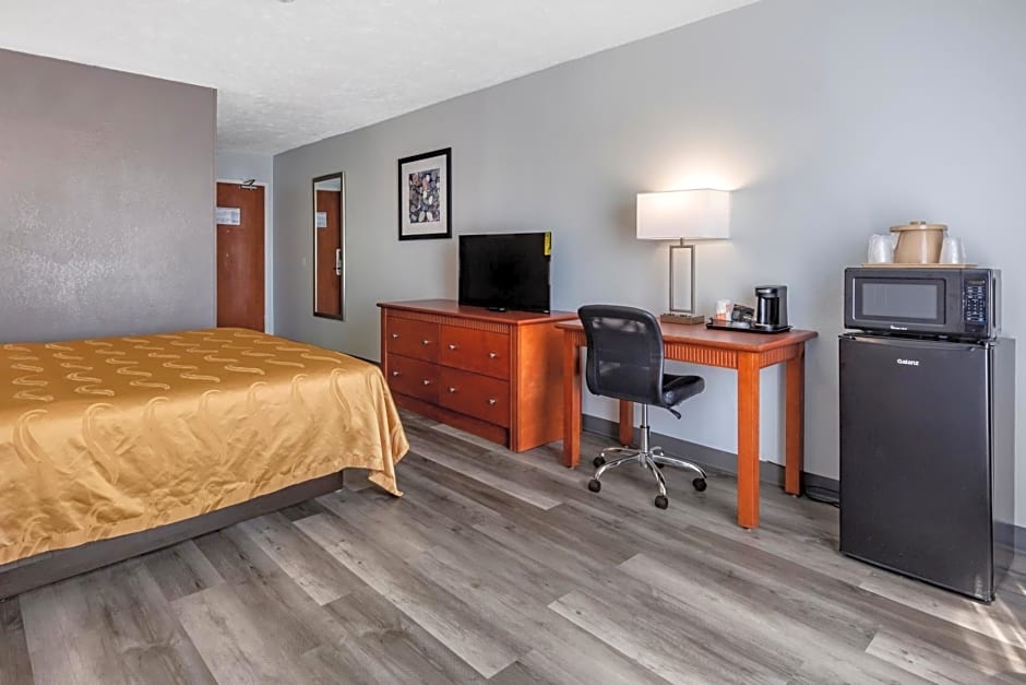 Quality Inn Fayetteville near Fort Bragg