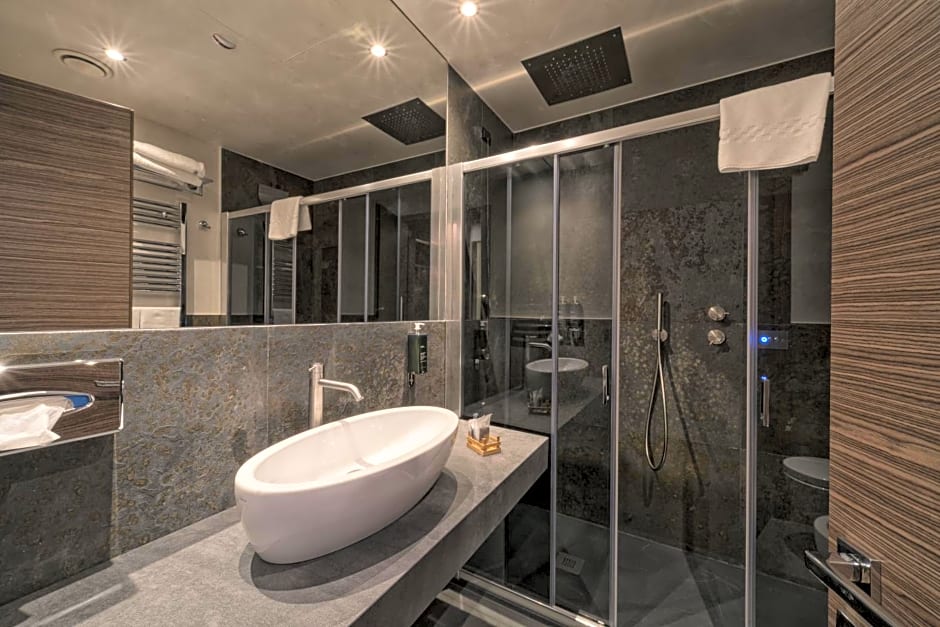 Solo Experience Hotel