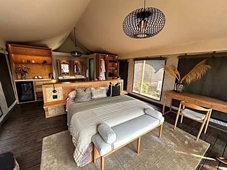 Addo Elephant Safari Lodge - Bellevue Forest Reserve