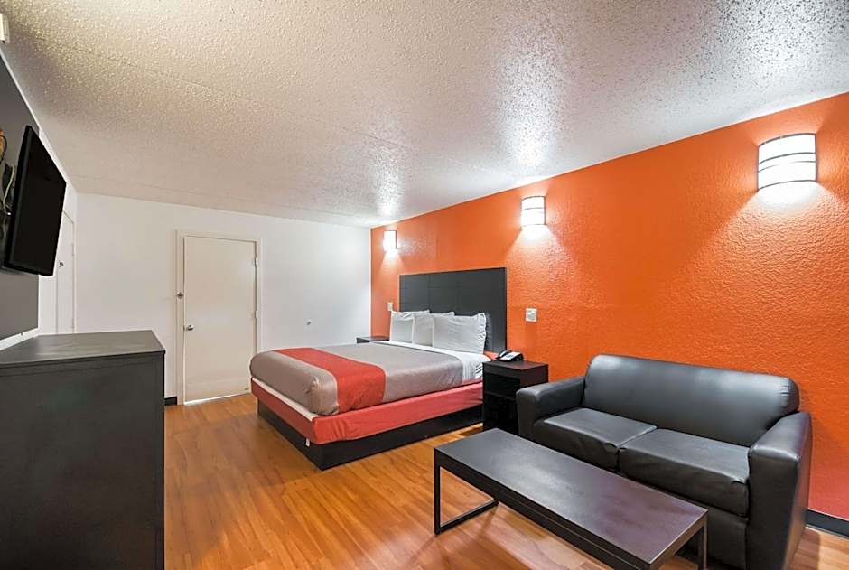 Motel 6-Houston, TX - Brookhollow