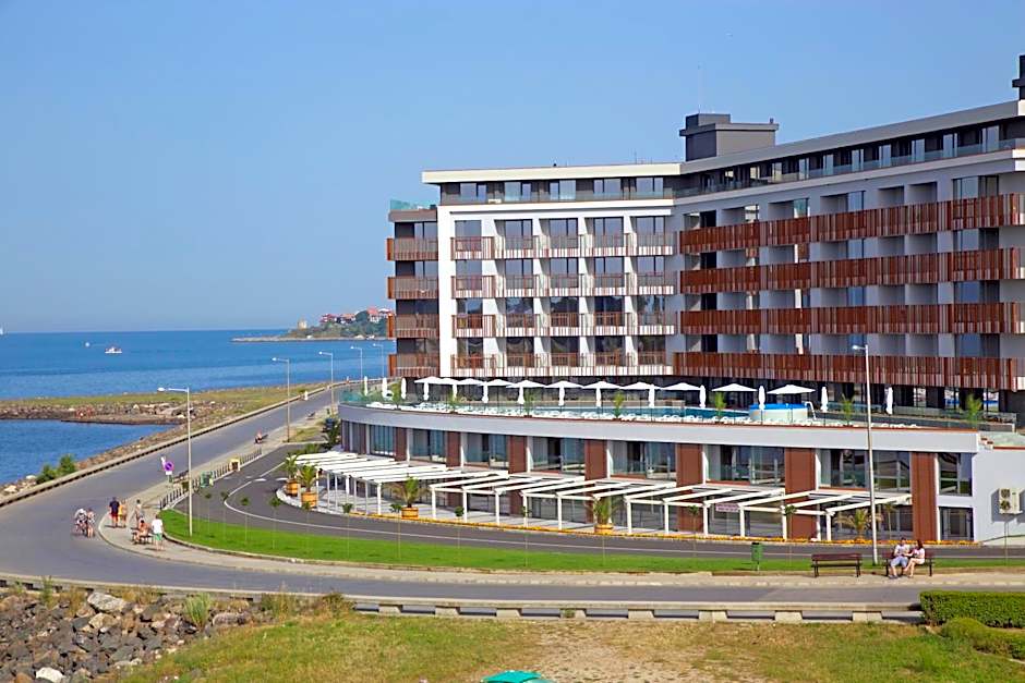 Paradiso Dreams Hotel