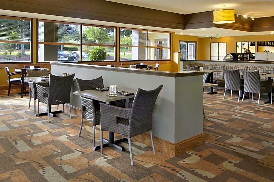 Spark by Hilton Seattle Airport