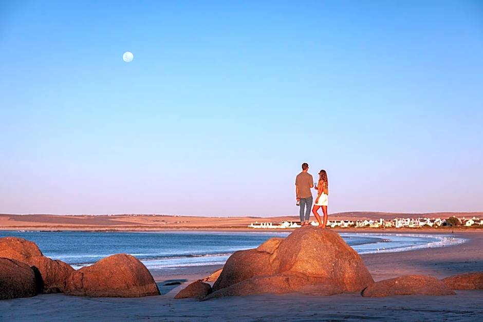 Abalone Hotel & Villas