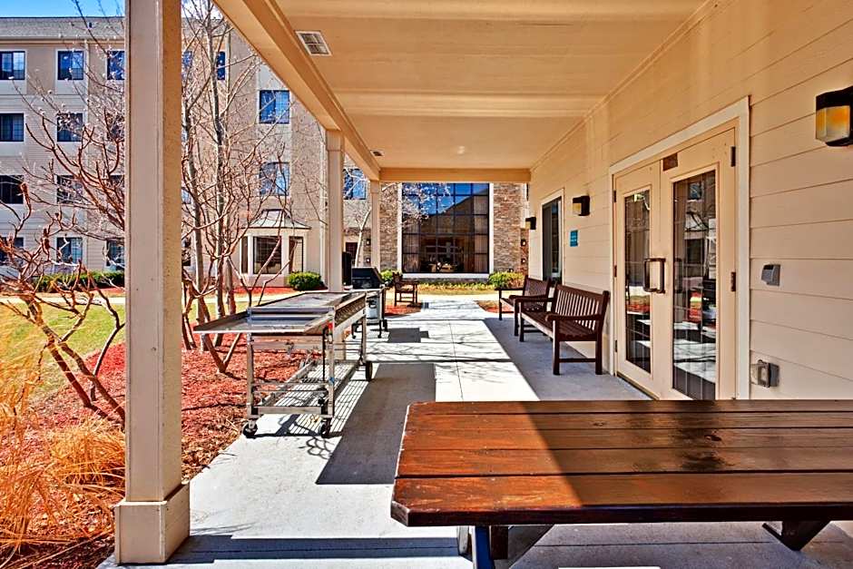 Staybridge Suites Glenview By IHG