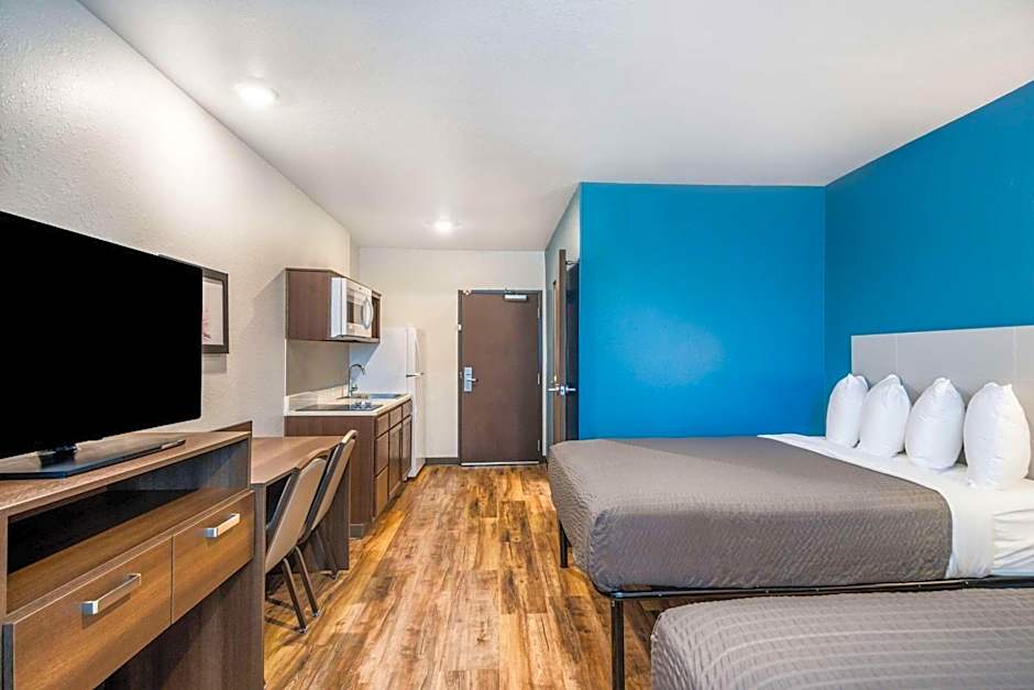 WoodSpring Suites Bradenton