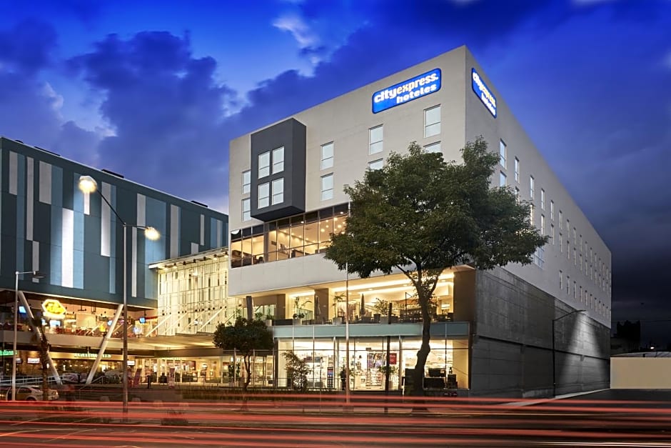 City Express by Marriott Ciudad De México La Raza