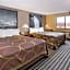 Super 8 by Wyndham Janesville