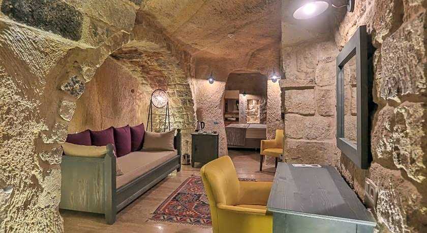 Acropolis Cave Suites
