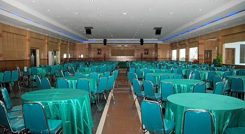 Sylvia Hotel Maumere