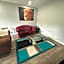 Cute Highland Park Upper B Unit