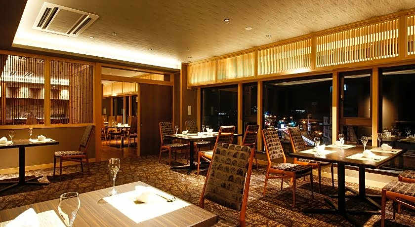 THE SHIROYAMA TERRACE TSUYAMA VILLA