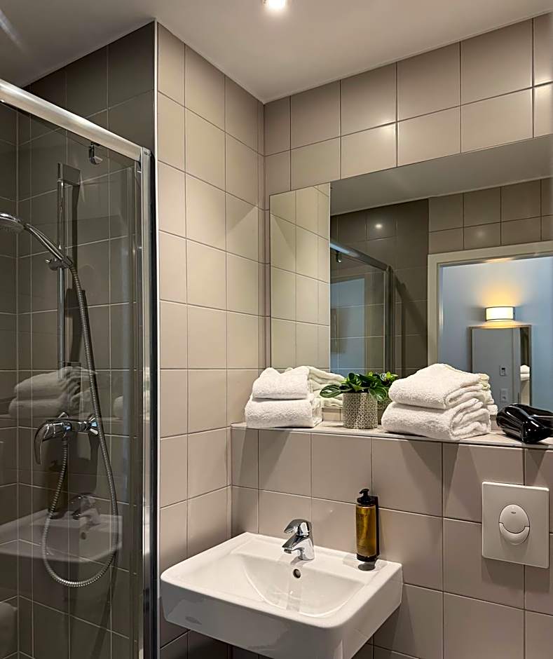 Oneloft Hotel