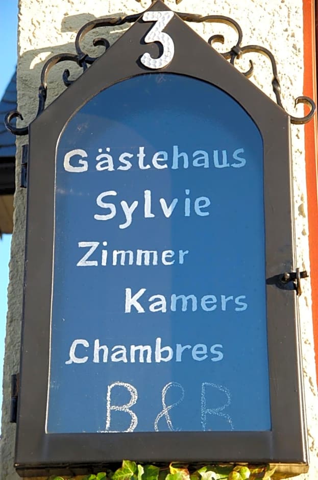 Gästehaus Sylvie – Weywertz, IN
