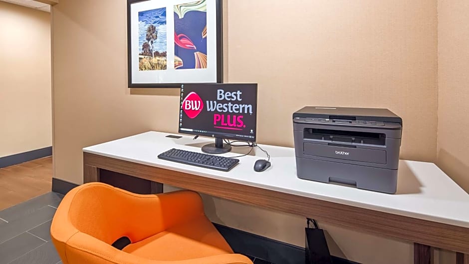 Best Western Plus Lexington Inn