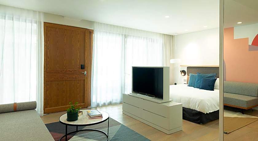 Elma Art Complex Luxury Hotel