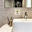 Sea Park LeSu 8 The Shore KK I 1 plus 1 Room 2-5 Pax 홈스테이