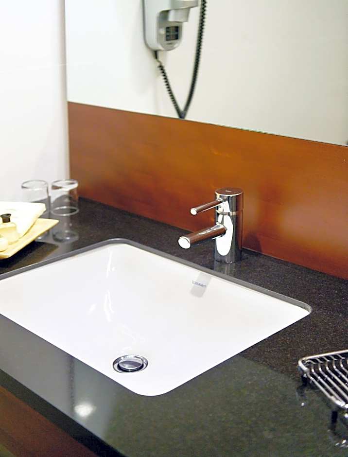 Newhotel Charlemagne