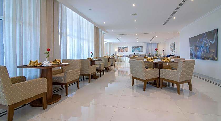 The Gate Hotel and Apartments