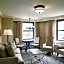 The Raphael Hotel, Autograph Collection by Marriott