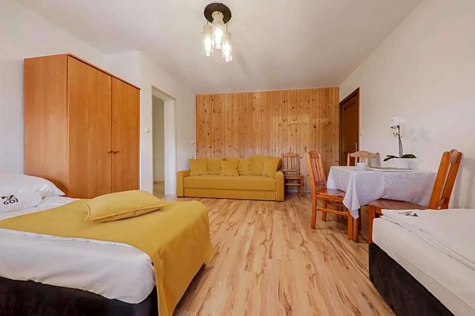 Górski Ośrodek Jeździecki - Śniadania - Termy