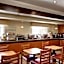 Comfort Inn & Suites Oakland