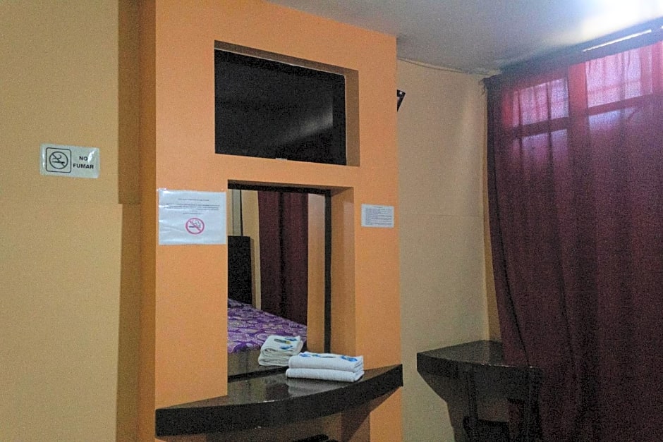 OYO Hotel Colon