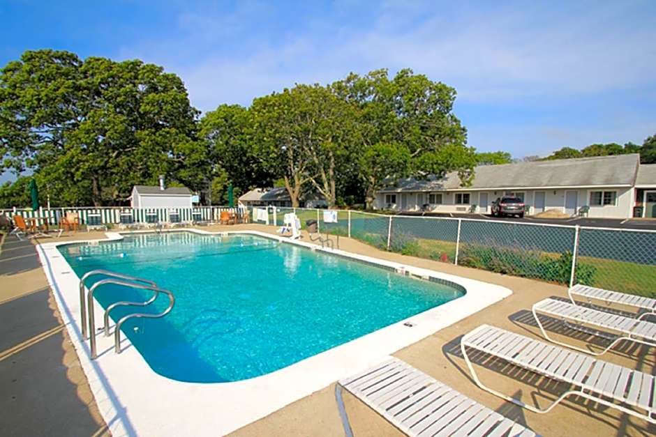 Skaket Beach Motel