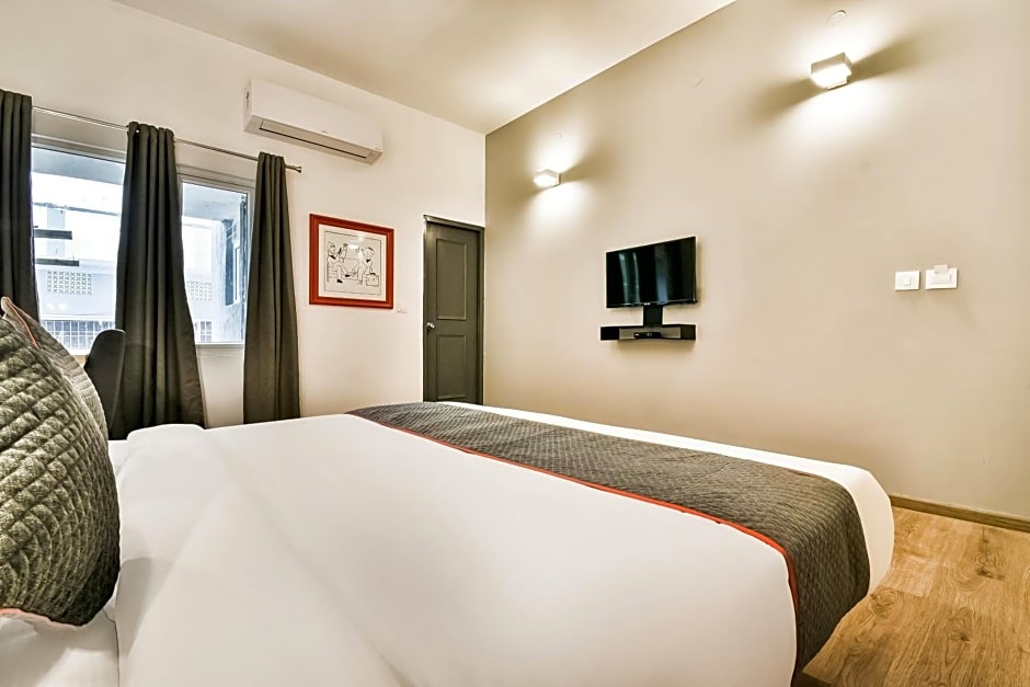 OYO Townhouse 182 Menka