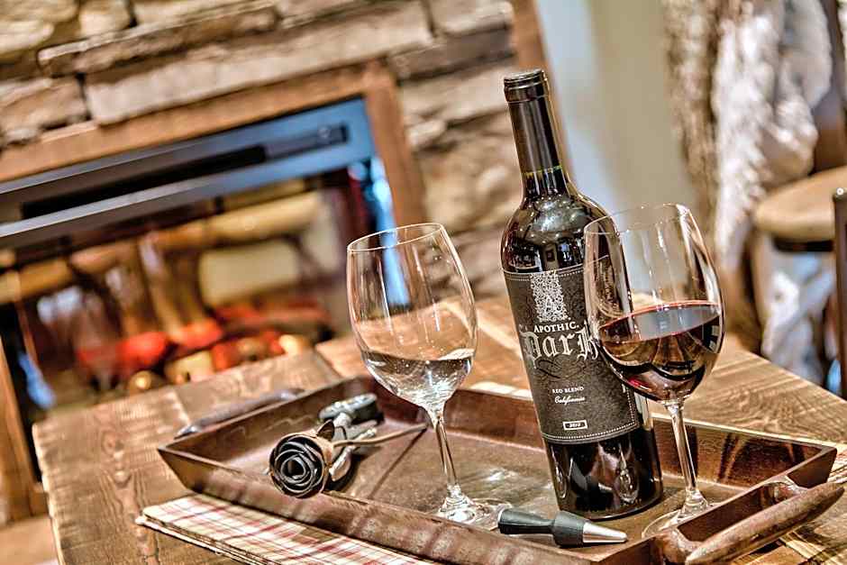 A Suite Retreat - Beyond Bed & Breakfast