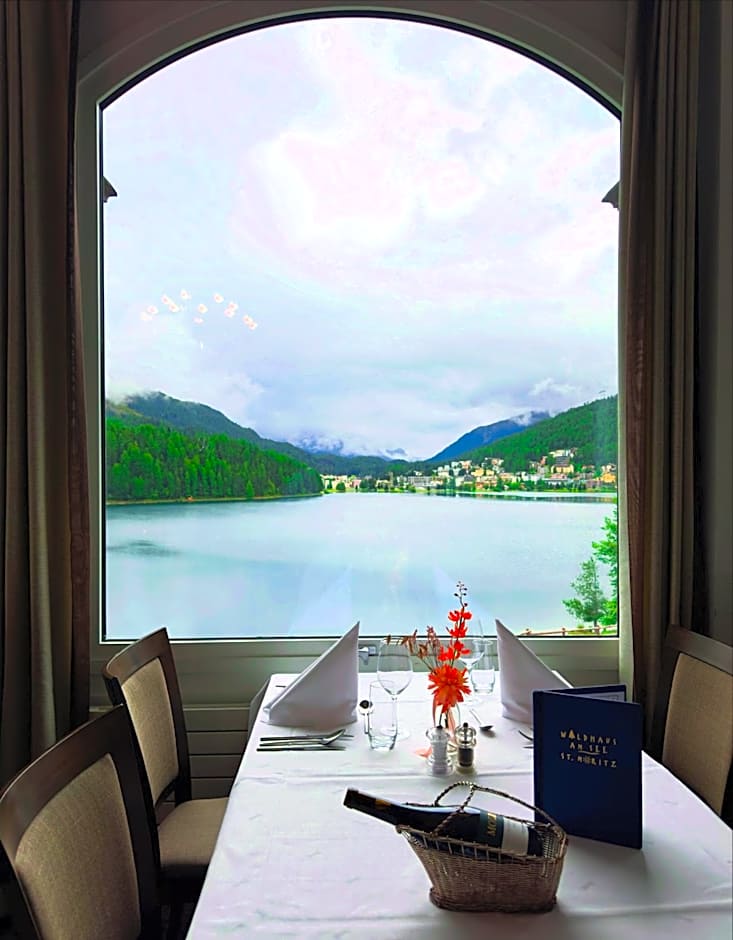 Hotel Waldhaus am See