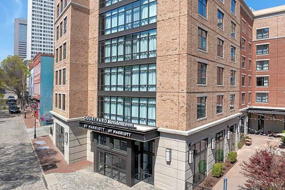 Courtyard by Marriott Richmond Downtown