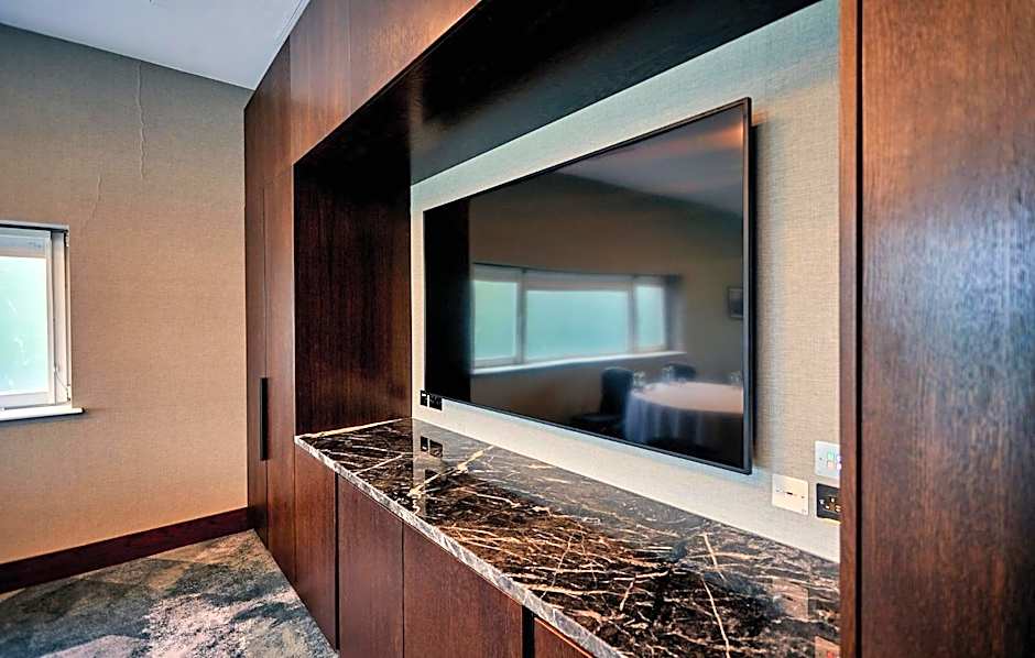 Crowne Plaza Marlow By IHG