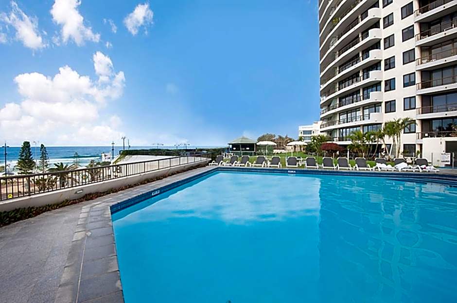 Surfers International Apartments