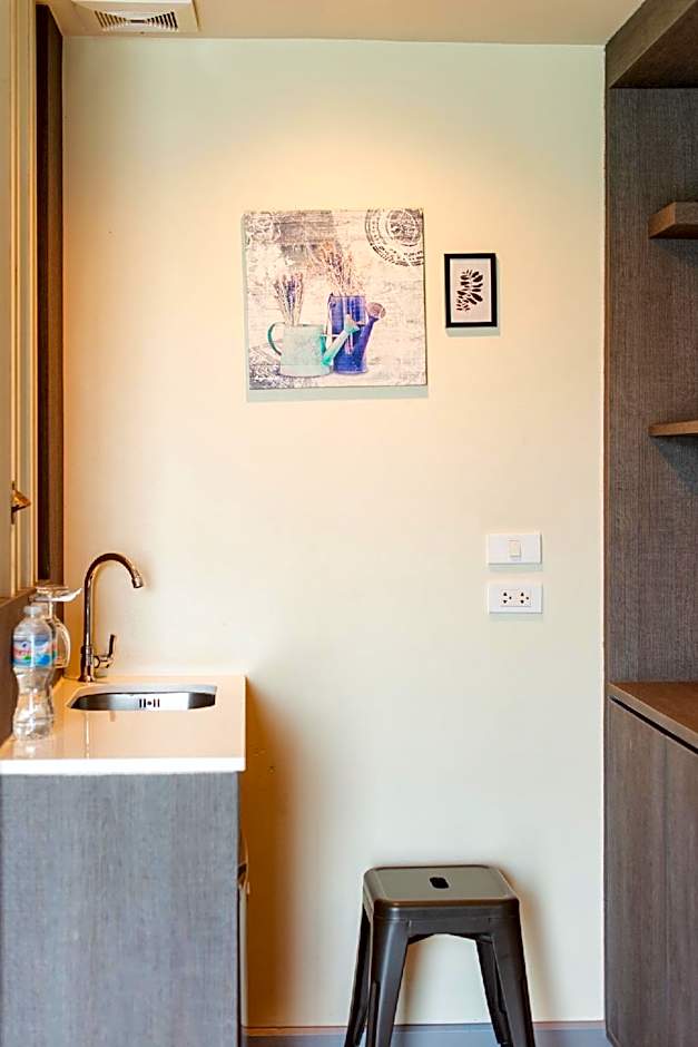 BB House Mini Suite Hotel