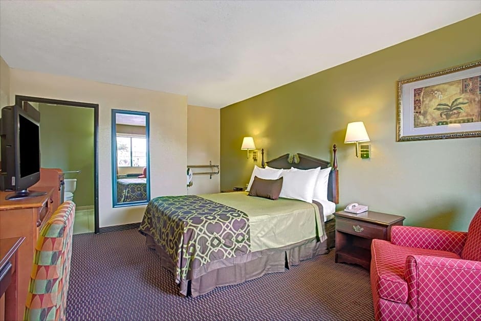 Travelodge by Wyndham Tucson AZ